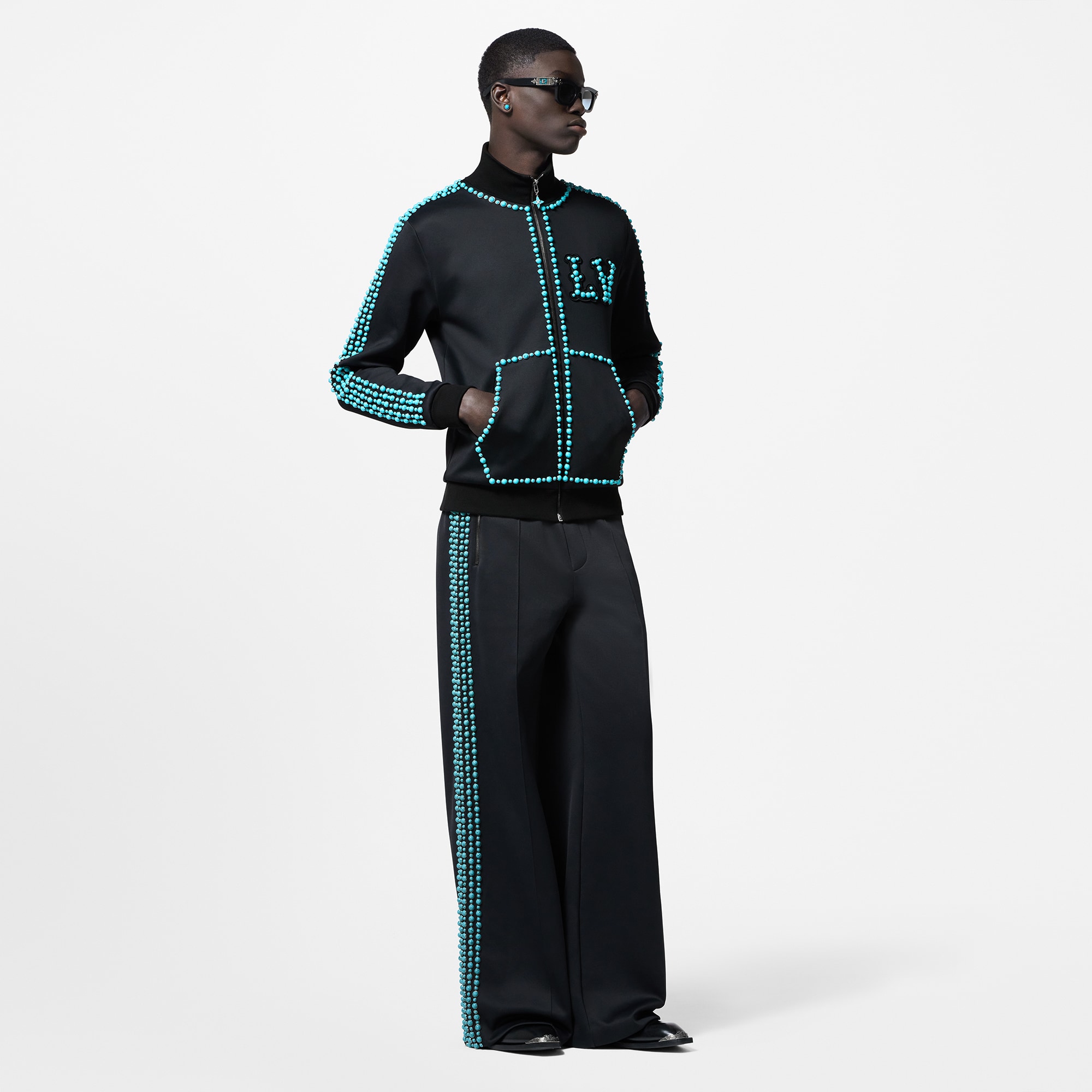 Pantalon sportswear ornementé en coton  Homme Prêt-à-porter Pantalons | LOUIS VUITTON (Zoom produit)
