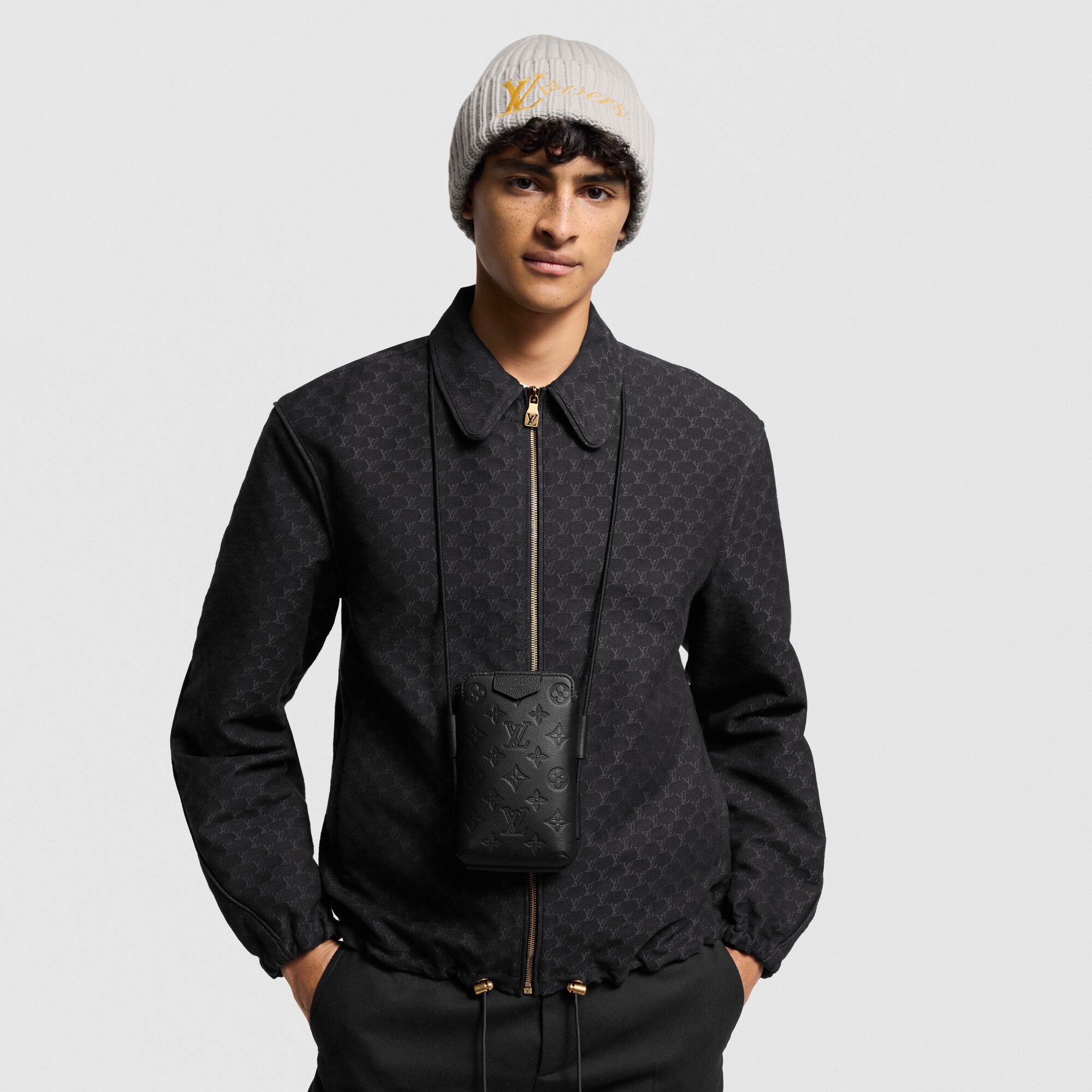 Pochette Lace Up Cuir Monogram Shadow Homme Sacs Toutes les collections | LOUIS VUITTON (Zoom produit)