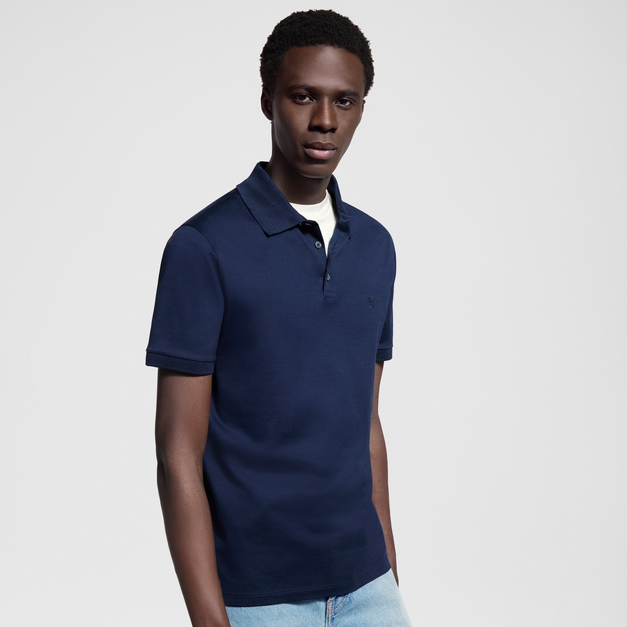 Polo classique à manches courtes en piqué  Homme Prêt-à-porter T-shirts et polos | LOUIS VUITTON (Zoom produit)