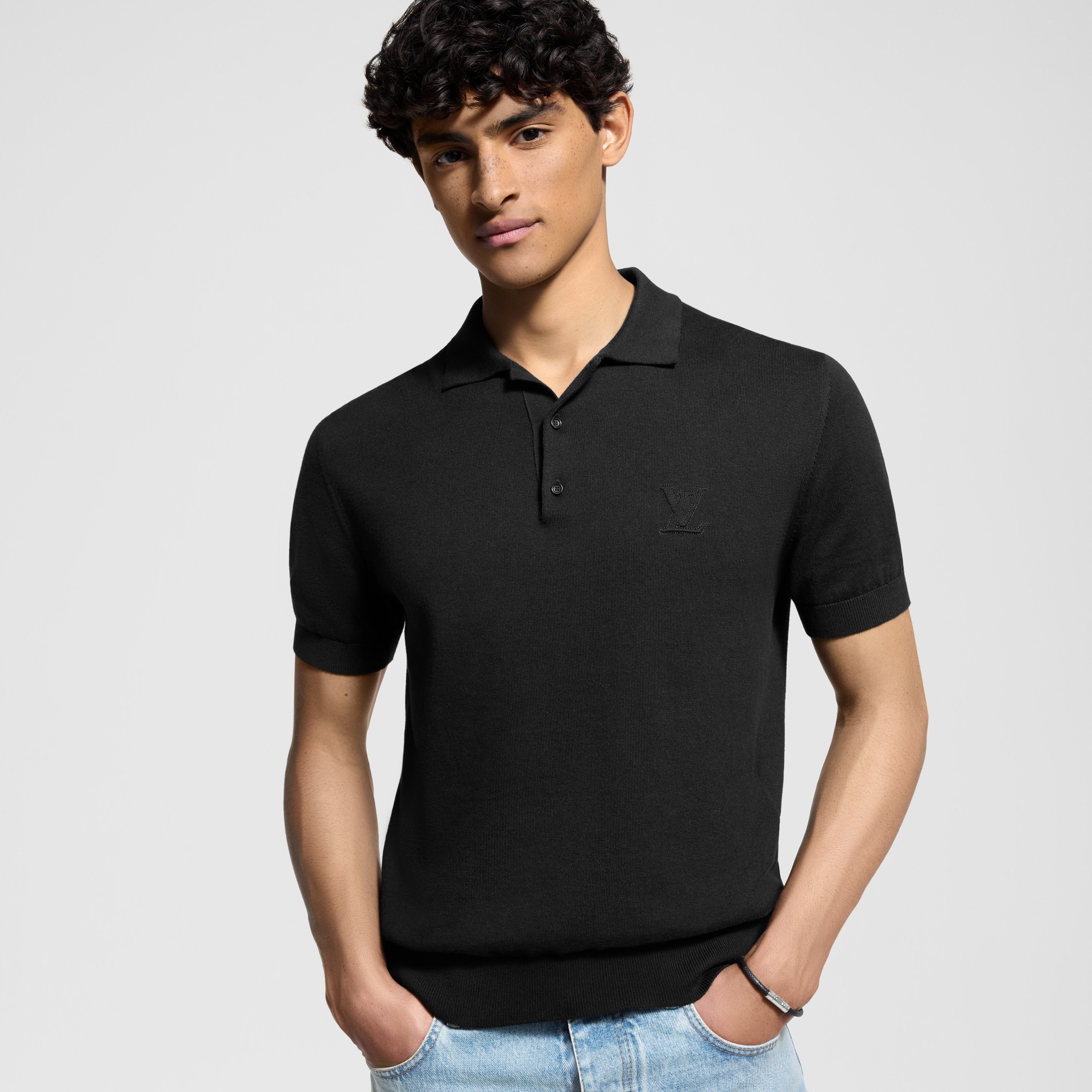 Polo manches courtes en cachemire et coton  Homme Prêt-à-porter T-shirts et polos | LOUIS VUITTON (Zoom produit)