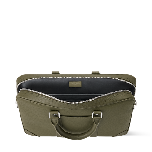 Porte-Documents Voyage PM Cuir Taïga Homme Sacs Tous les sacs | LOUIS VUITTON (Zoom produit)