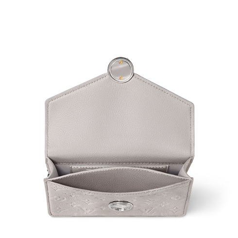 Portefeuille chaîne Rosy Cuir Monogram Empreinte Femme Portefeuilles et petite maroquinerie Pochettes et micro sacs | LOUIS VUITTON (Zoom produit)