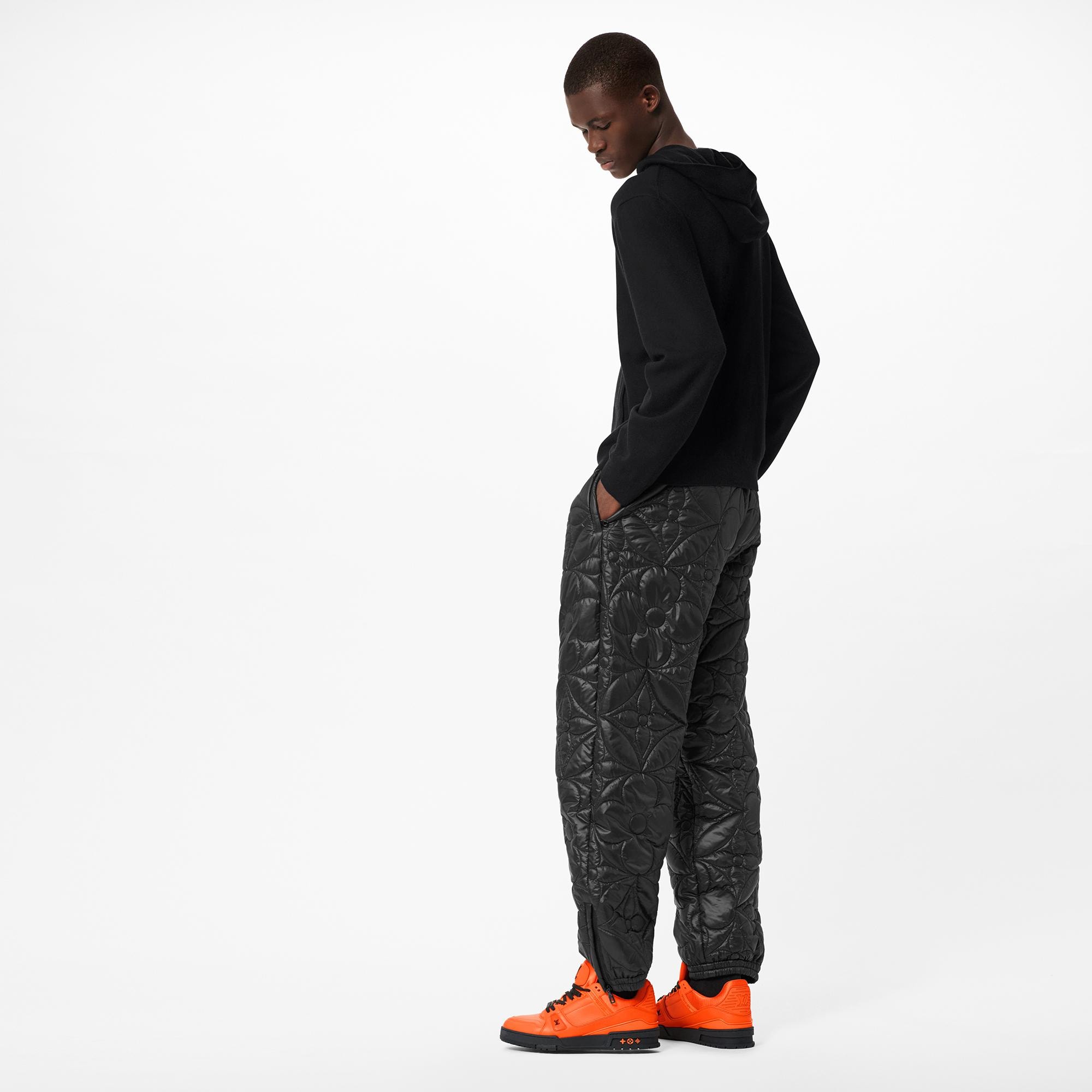 Pull à capuche embossé LV LVSE  Homme Prêt-à-porter Maille et sweatshirts | LOUIS VUITTON (Zoom produit)