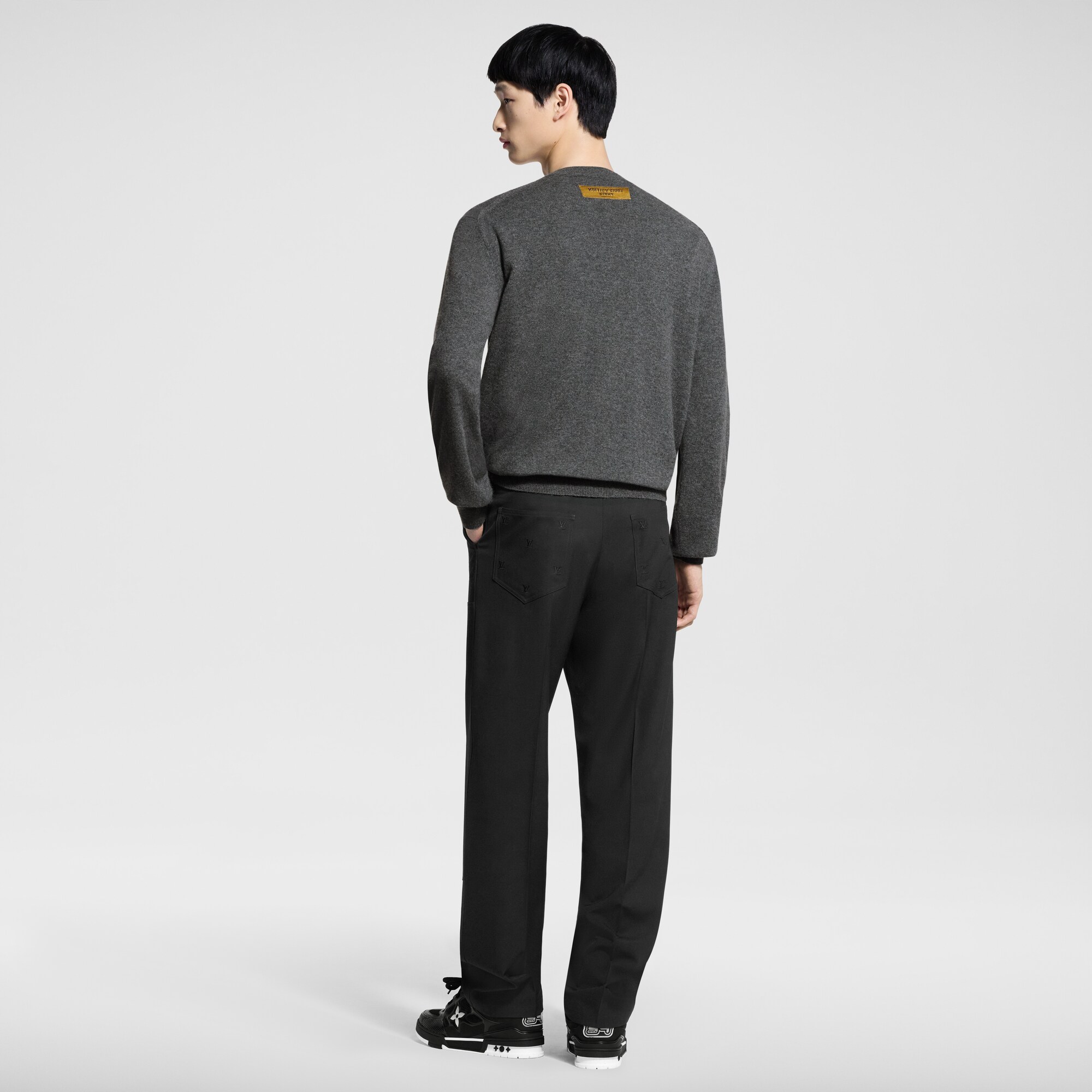 Pull à col rond embossé LV LVSE  Homme Prêt-à-porter Tout le prêt-à-porter | LOUIS VUITTON (Zoom produit)