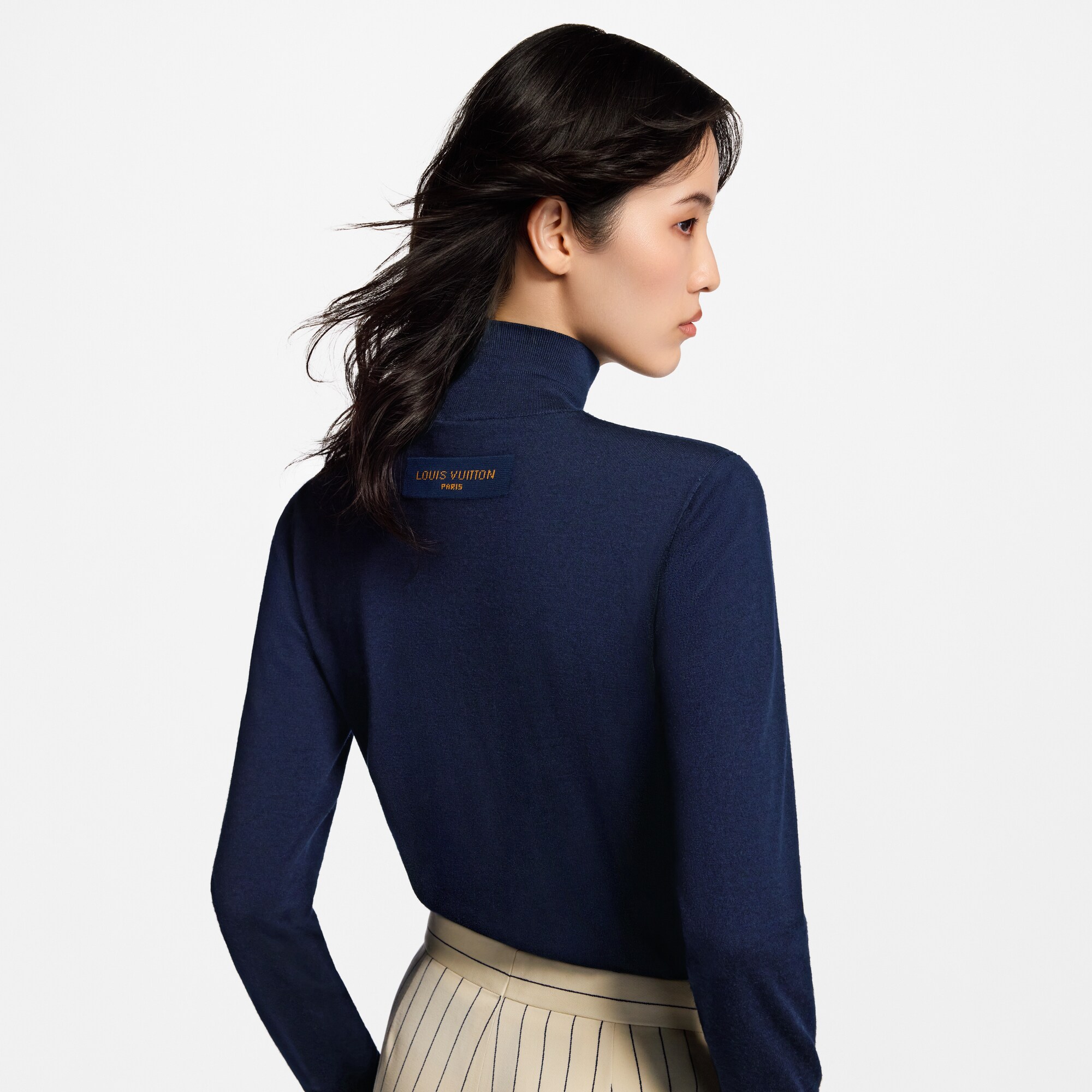 Pull col roulé à étiquette signée  Femme Prêt-à-porter Maille | LOUIS VUITTON (Zoom produit)