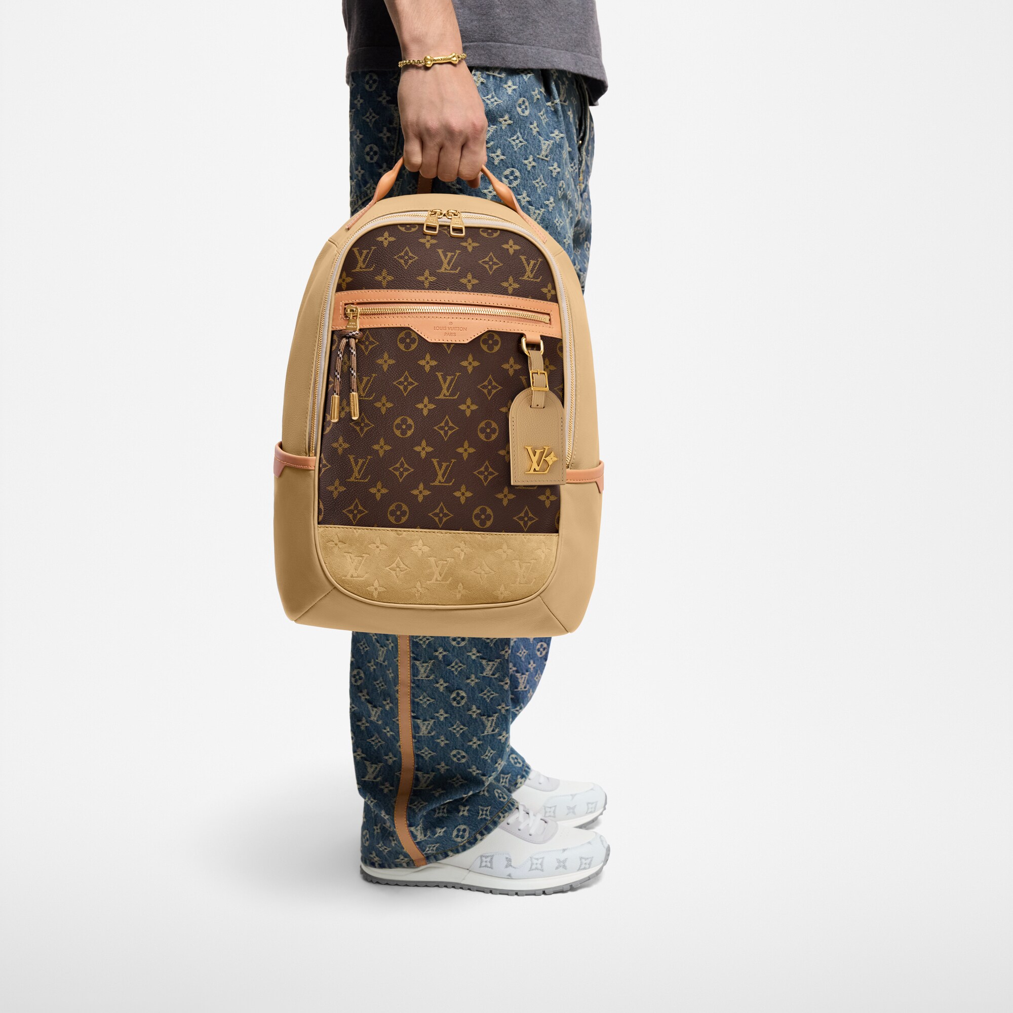 Sac à dos Outdoor Autres Cuirs Sacs et Petite Maroquinerie Sacs Homme Nouveautés | LOUIS VUITTON (Zoom produit)