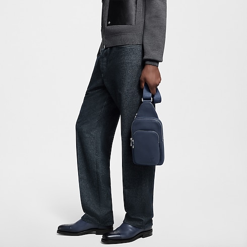Sac Avenue Slingbag PM LV Aerogram Sacs et Petite Maroquinerie Sacs Homme Nouveautés | LOUIS VUITTON (Zoom produit)