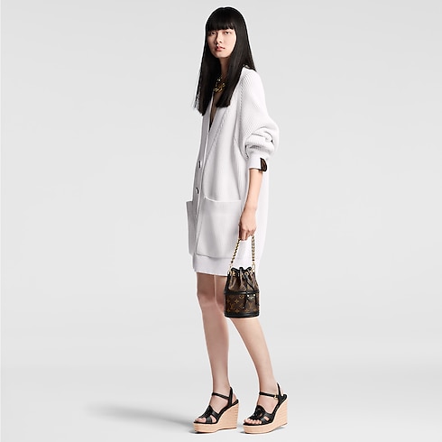 Sac Canoé Toile Monogram Femme Sacs à main Toutes les collections | LOUIS VUITTON (Zoom produit)