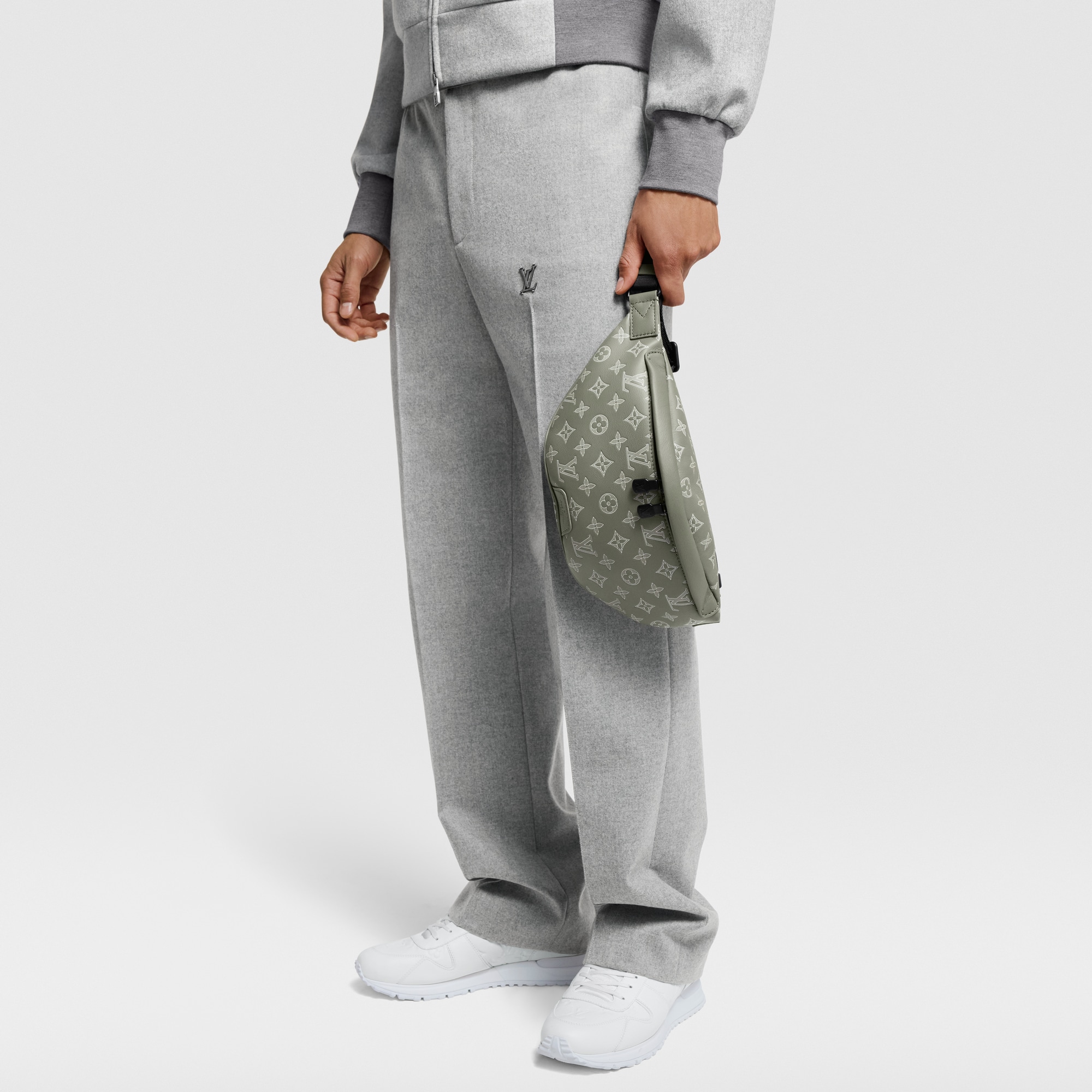 Sac ceinture Discovery Cuir Monogram Shadow Sacs et Petite Maroquinerie Sacs Homme Nouveautés | LOUIS VUITTON (Zoom produit)