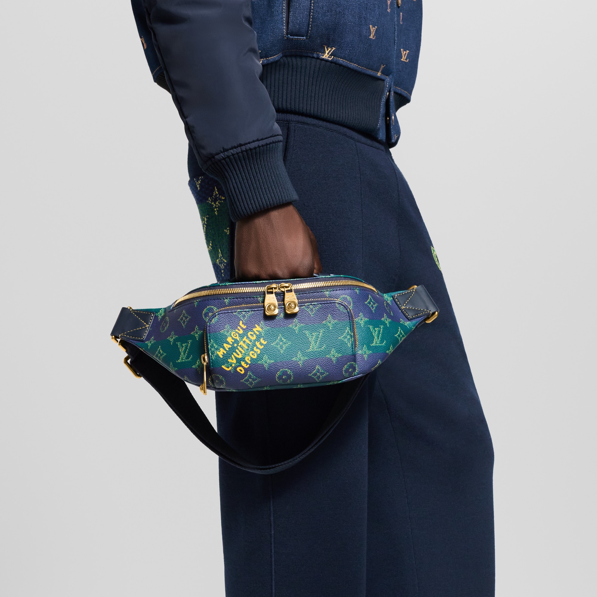 Sac ceinture Rush Monogram Other Sacs et Petite Maroquinerie Sacs Homme Nouveautés | LOUIS VUITTON (Zoom produit)