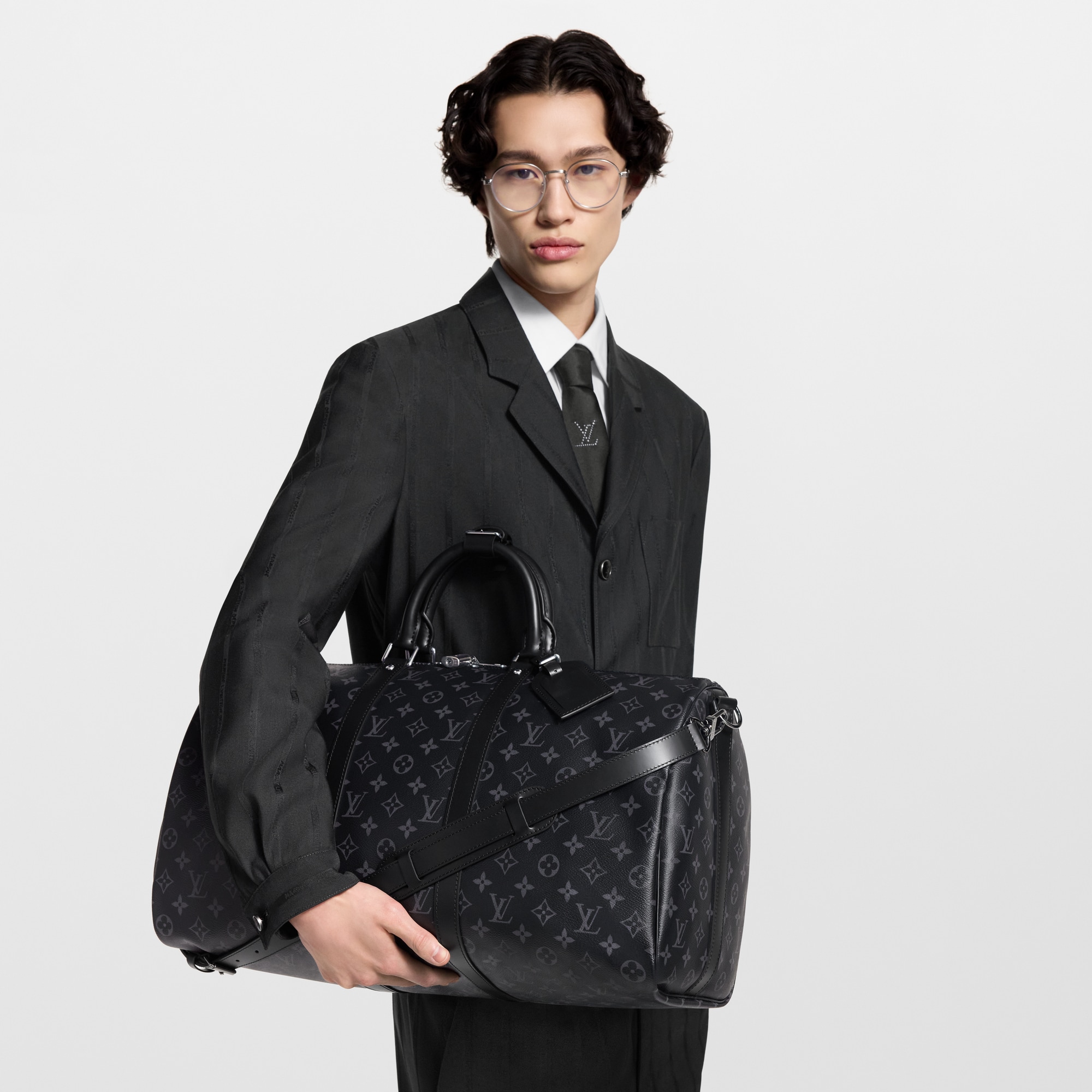 Sac Keepall Bandoulière 50 Toile Monogram Éclipse Sacs et Petite Maroquinerie Sacs Homme Icônes LV | LOUIS VUITTON (Zoom produit)