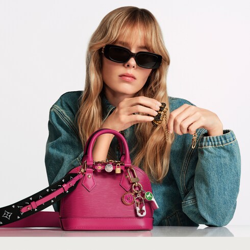 Sac Nano Alma Cuir Épi Femme Portefeuilles et petite maroquinerie Pochettes et micro sacs | LOUIS VUITTON