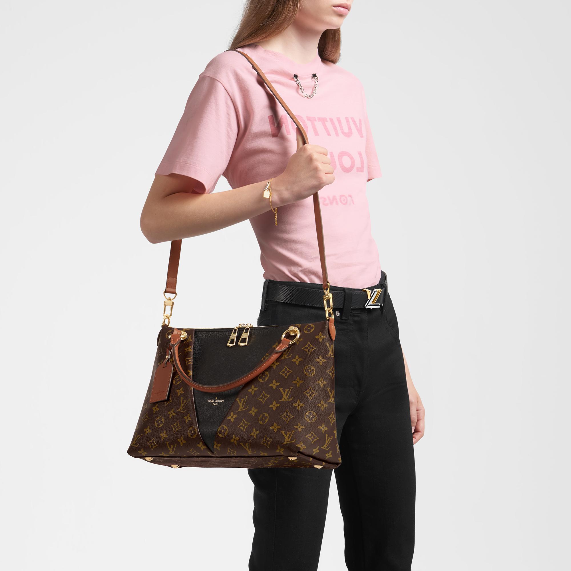 Sac Tote V Mm Toile Monogram Sacs A Main De Luxe Femme Louis Vuitton