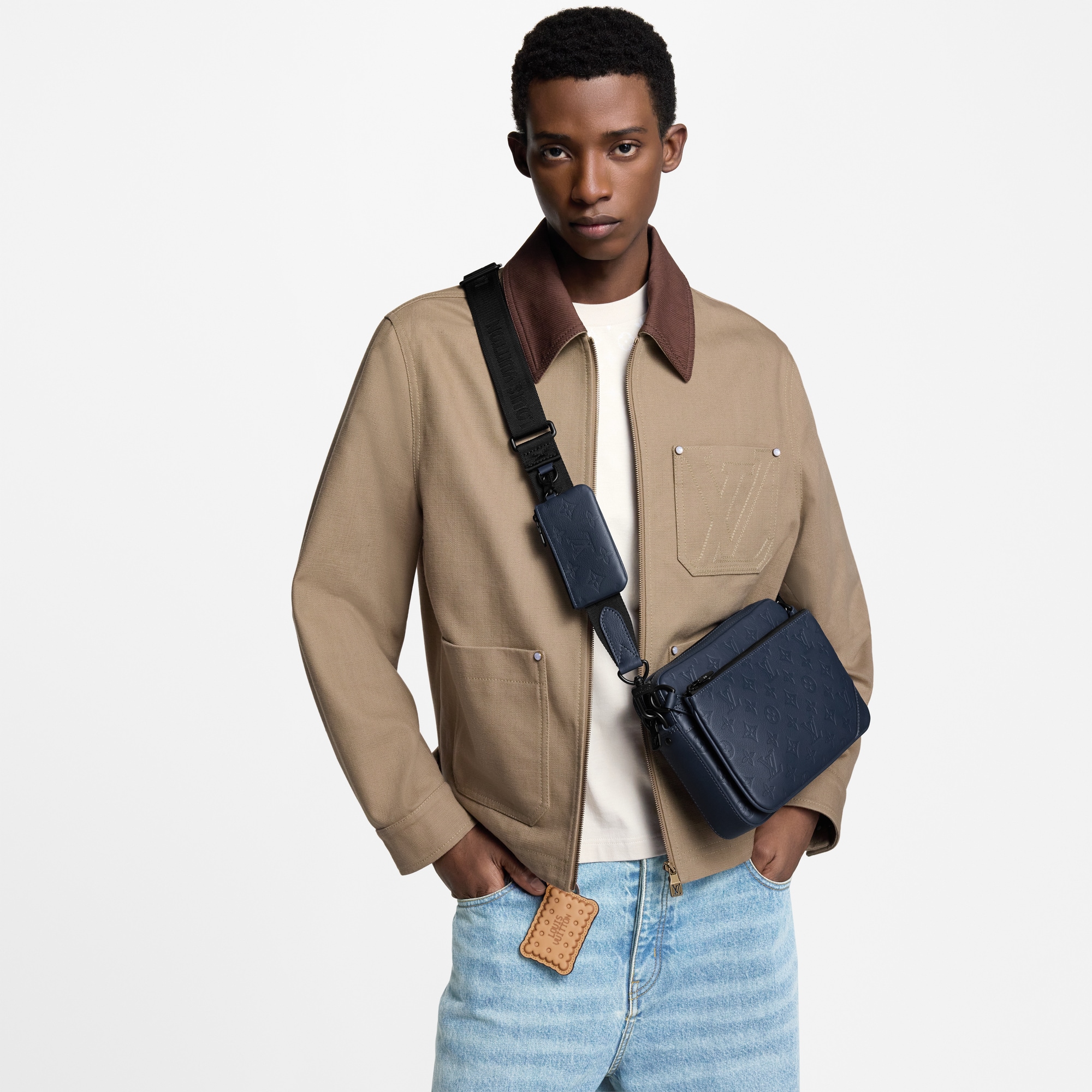 Sac Trio Messenger Cuir Monogram Shadow Sacs et Petite Maroquinerie Sacs Femme Nouveautés | LOUIS VUITTON (Zoom produit)