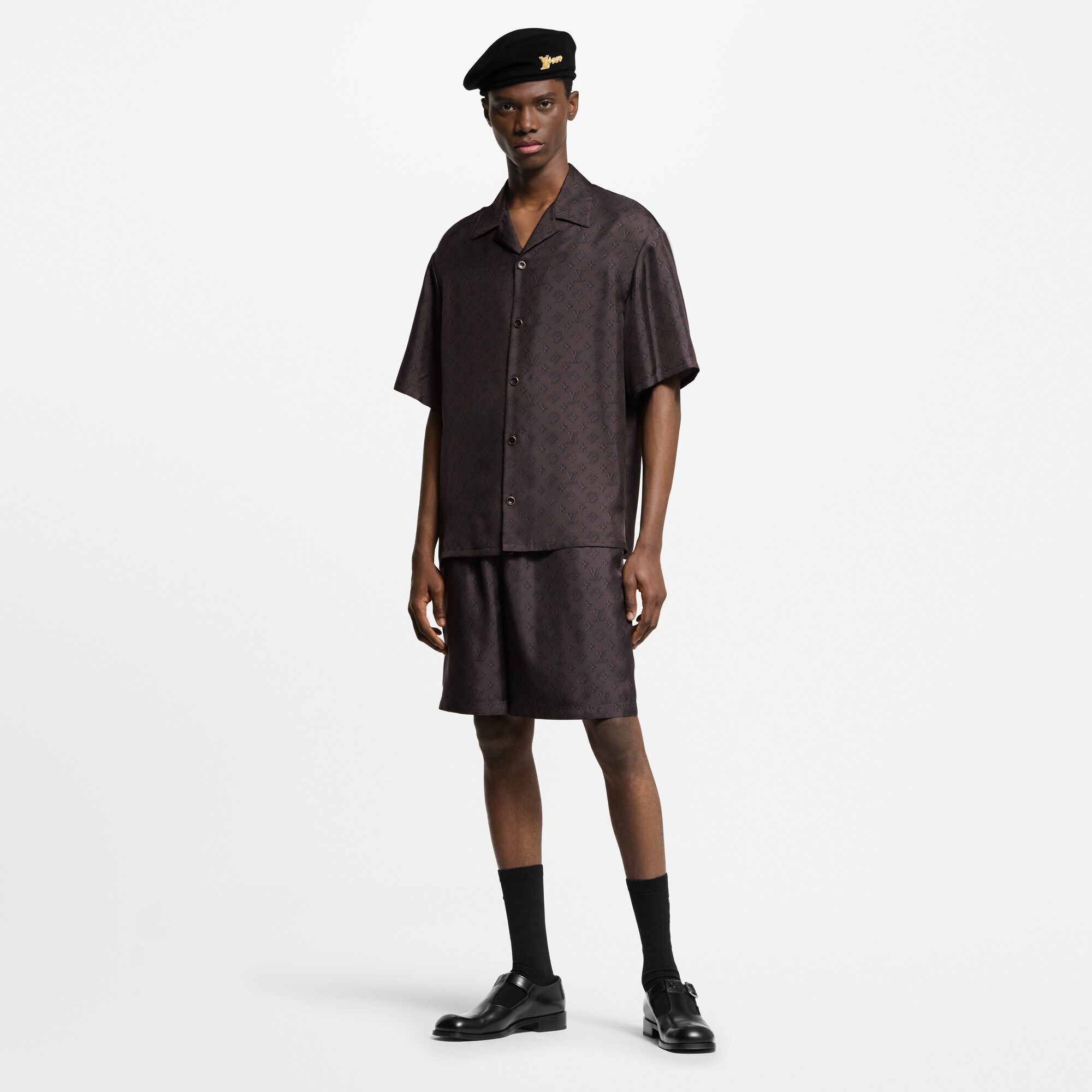 Short imprimé Monogram en soie  Homme Prêt-à-porter Pantalons | LOUIS VUITTON (Zoom produit)