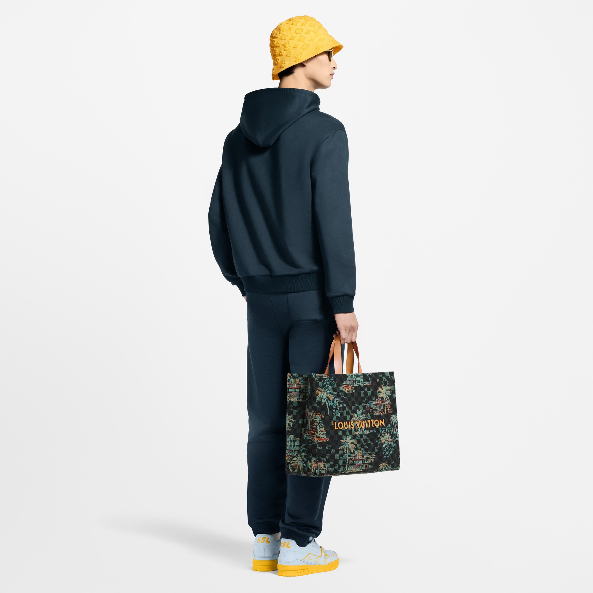 Sweat à capuche fleur de Monogram en soie mélangée  Homme Prêt-à-porter Maille et sweatshirts | LOUIS VUITTON (Zoom produit)