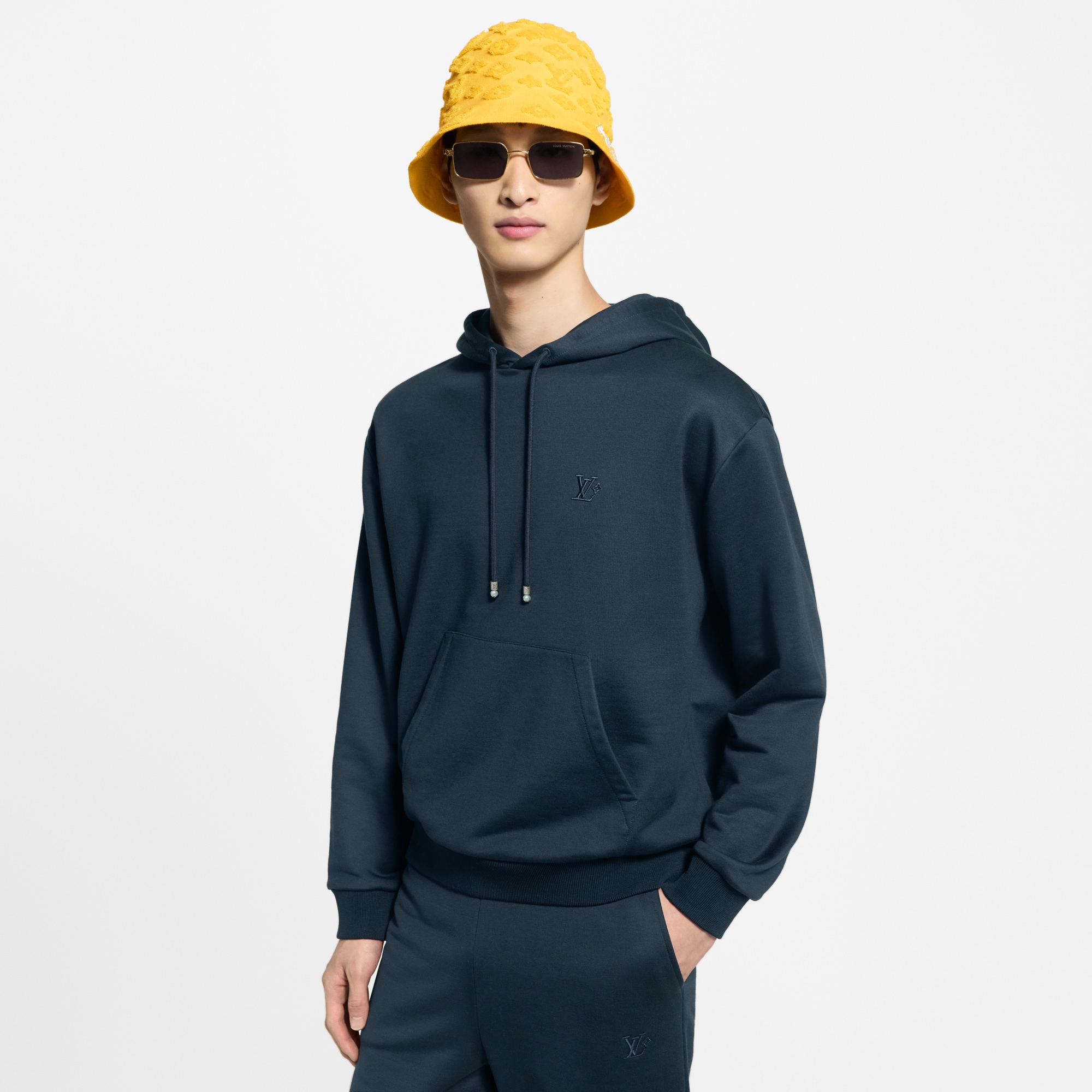 Sweat à capuche fleur de Monogram en soie mélangée  Homme Prêt-à-porter Maille et sweatshirts | LOUIS VUITTON (Zoom produit)