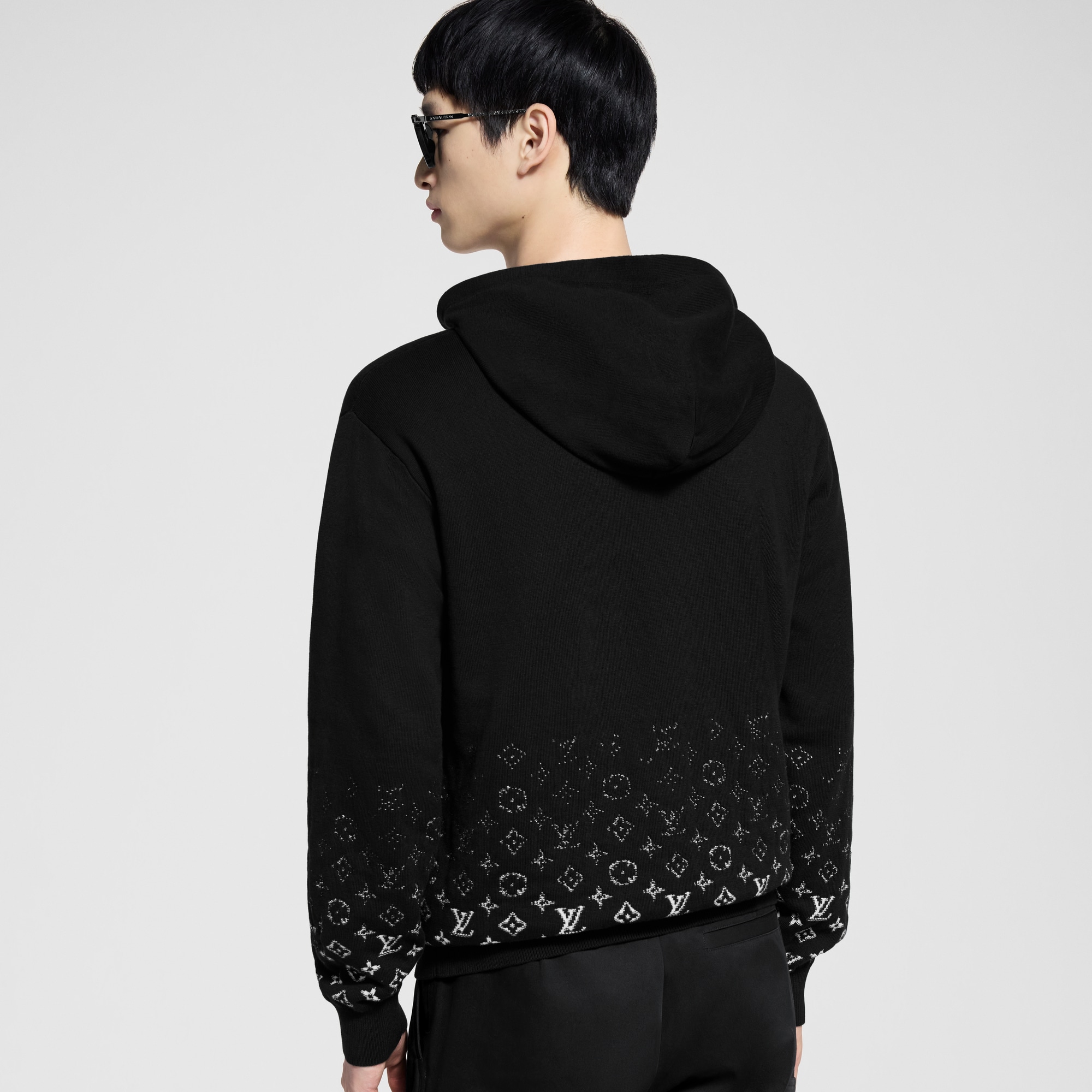 Sweatshirt à capuche en coton Monogram Gradient  Homme Prêt-à-porter Maille et sweatshirts | LOUIS VUITTON (Zoom produit)