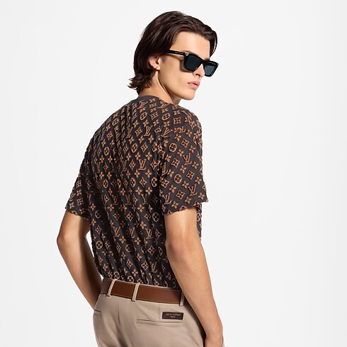 Tee-shirt en velours Monogram vue recadrée et portée
