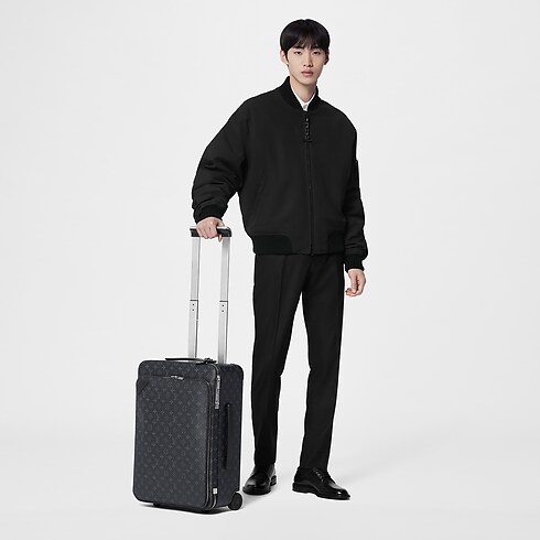 Valise Pégase Toile Monogram Éclipse Homme Voyage Tous les bagages et accessoires | LOUIS VUITTON (Zoom produit)